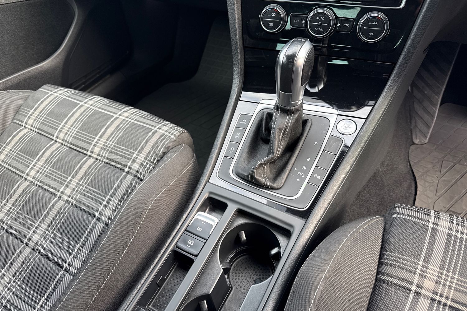 Used Volkswagen Golf 2019 for sale - 76836336: Photo 22