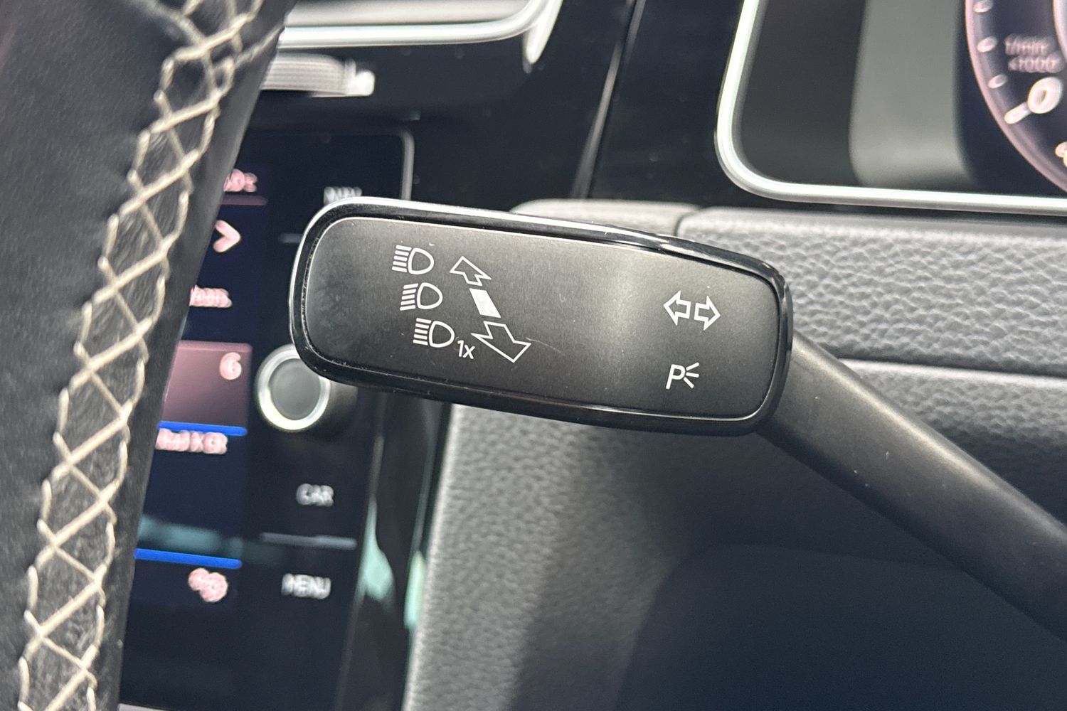 Used Volkswagen Golf 2019 for sale - 76836336: Photo 41