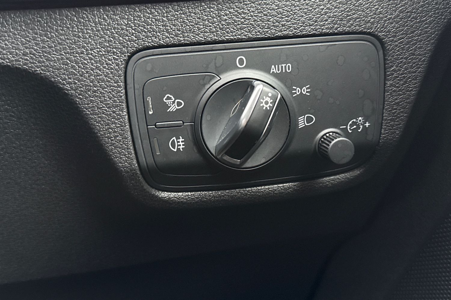 Used Audi Q2 2020 for sale - 77282127: Photo 41