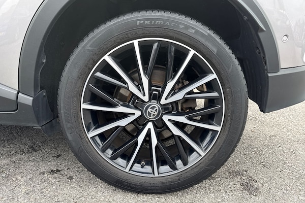 Used Toyota C-HR 2018 for sale - 76207103: Photo 10