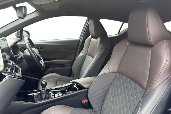 Used Toyota C-HR 2018 for sale - 76207103: Photo 16