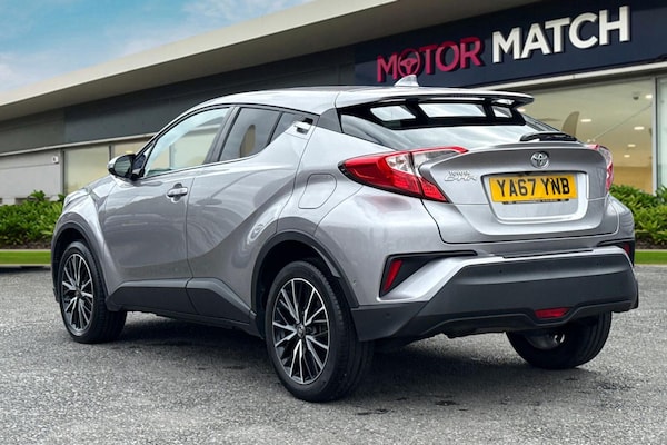 Used Toyota C-HR 2018 for sale - 76207103: Photo 2