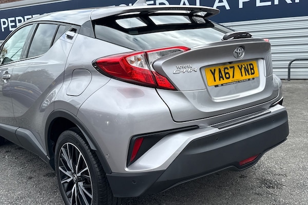 Used Toyota C-HR 2018 for sale - 76207103: Photo 8