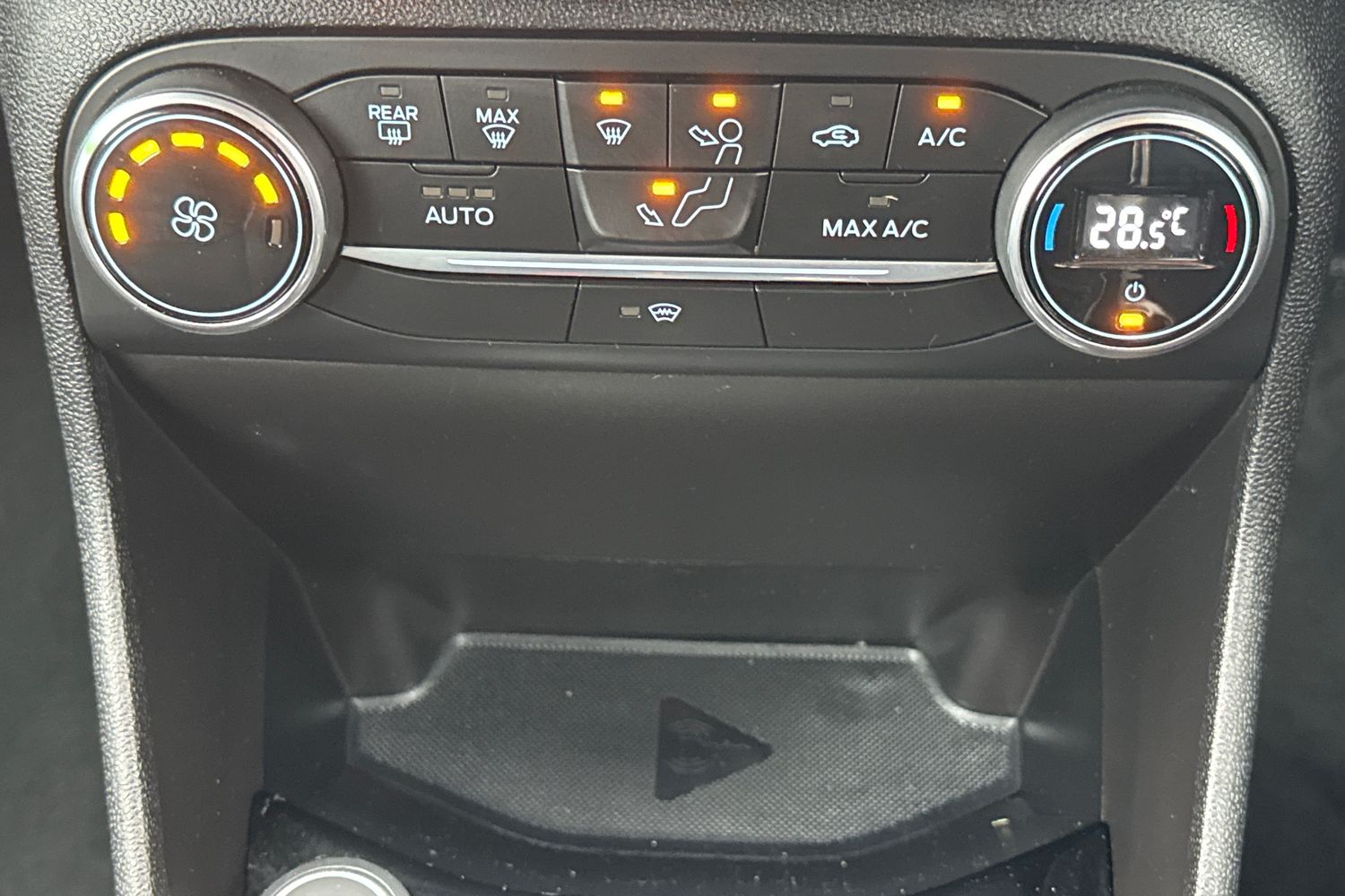 Used Ford Fiesta 2018 for sale - 77546363: Photo 22