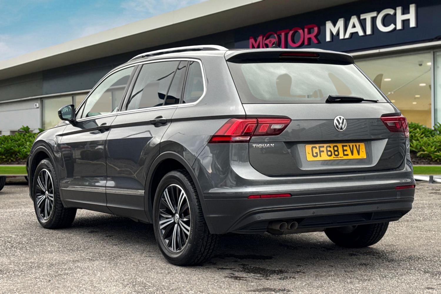 Used Volkswagen Tiguan 2018 for sale - 77374373: Photo 2