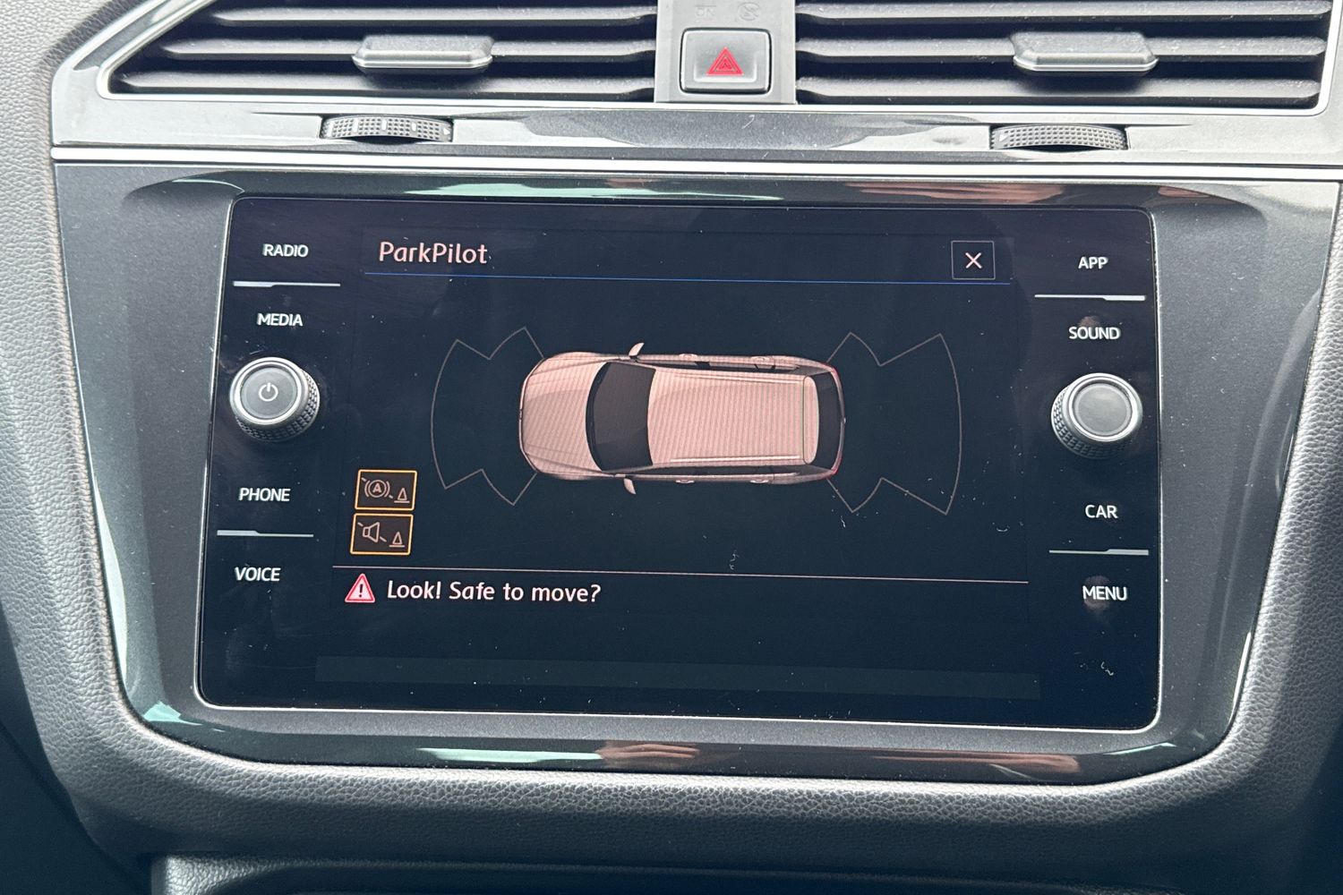 Used Volkswagen Tiguan 2018 for sale - 77374373: Photo 46