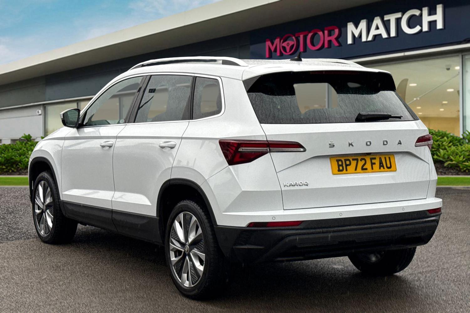 Used Skoda Karoq 2023 for sale - 77680151: Photo 2