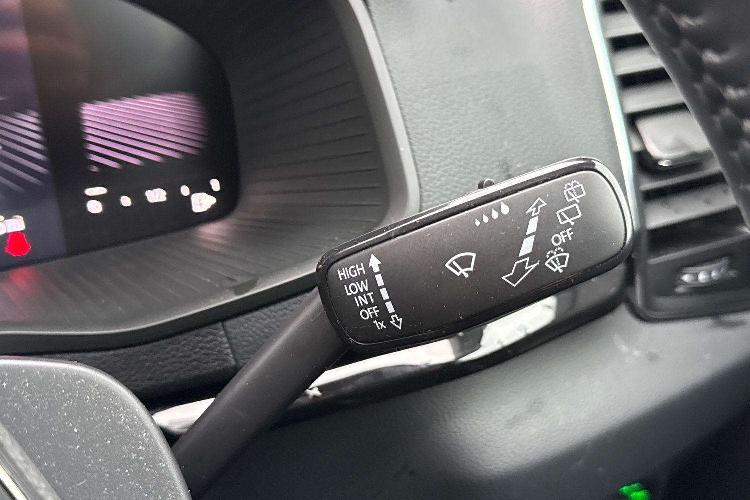 Used Skoda Karoq 2023 for sale - 77680151: Photo 40