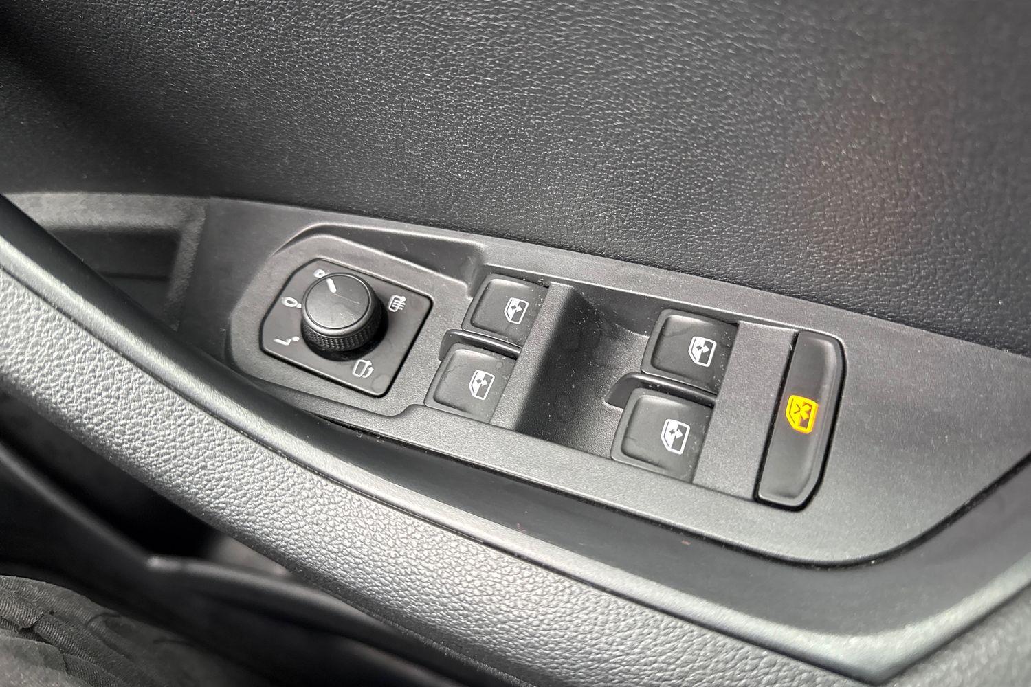 Used Skoda Karoq 2023 for sale - 77680151: Photo 48