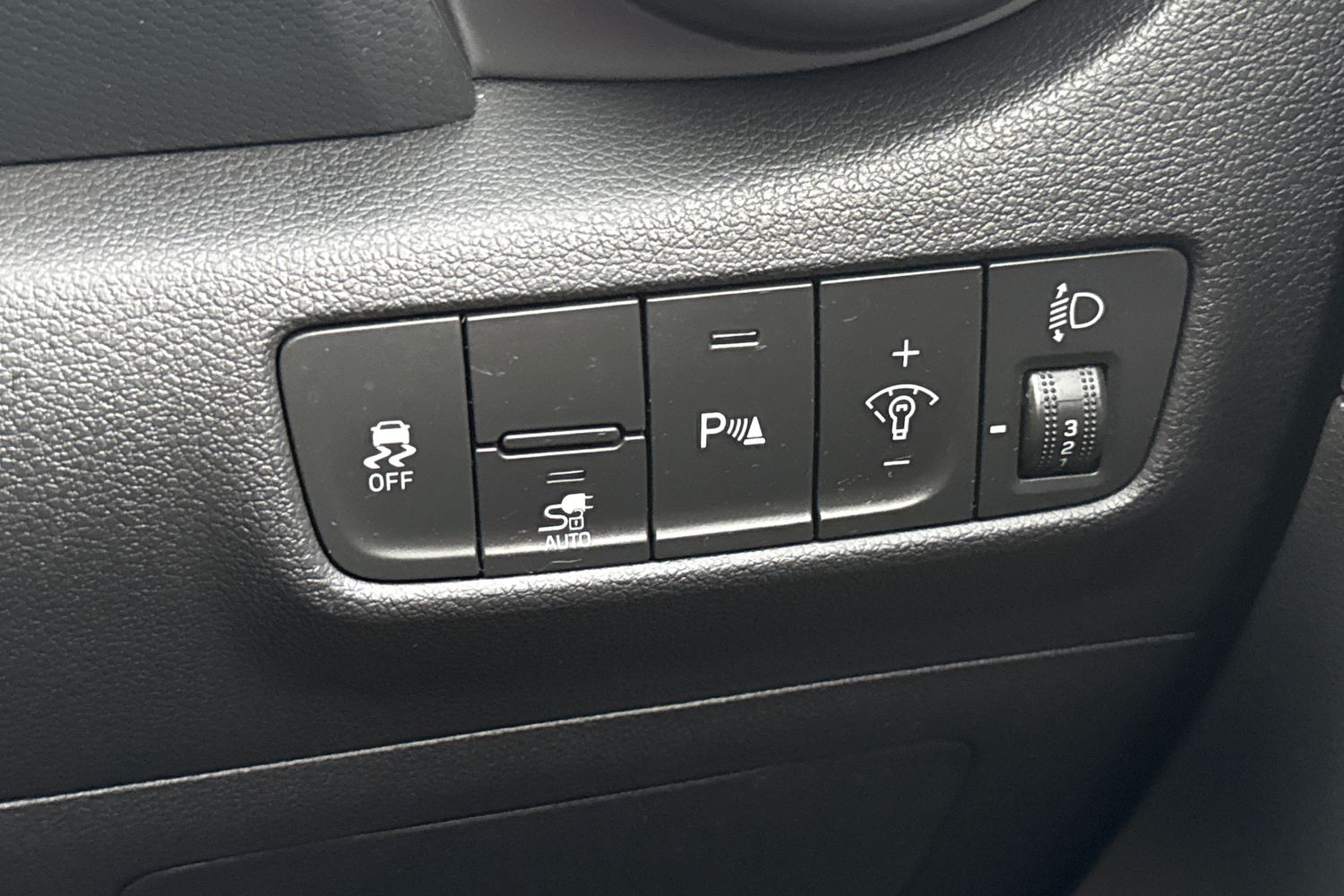 Used Hyundai KONA 2023 for sale - 76961655: Photo 38