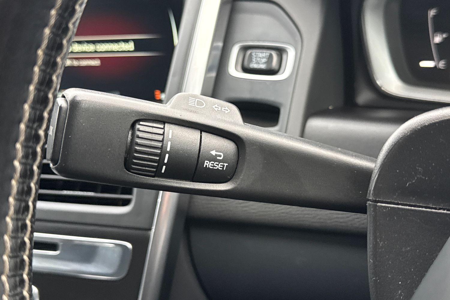 Used Volvo XC60 2016 for sale - 77079995: Photo 43