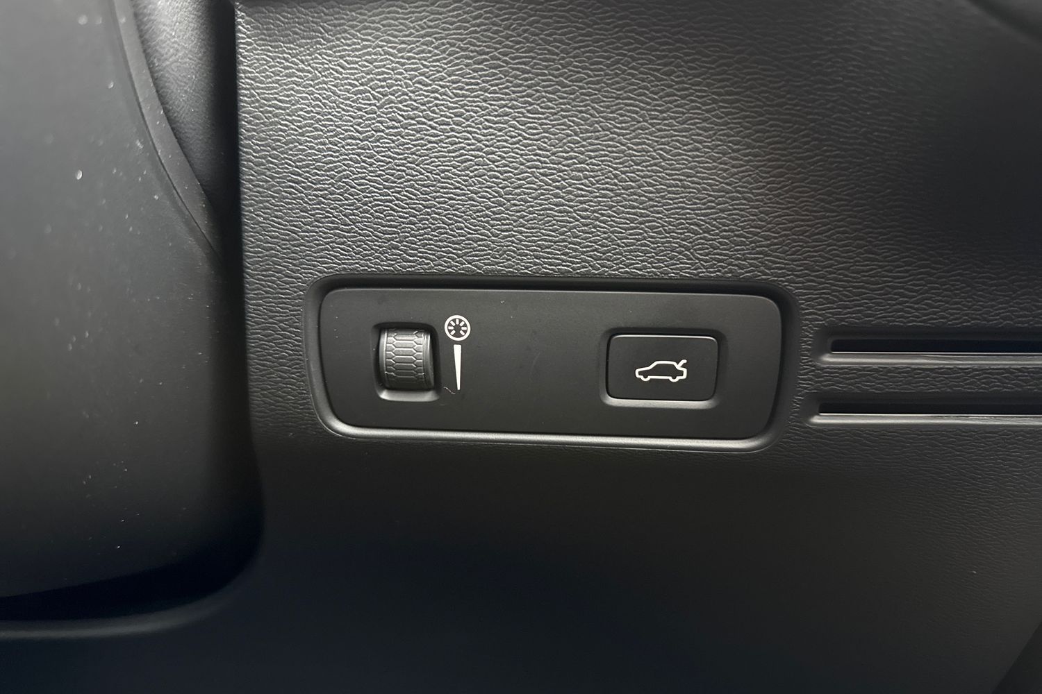 Used Volvo XC40 2021 for sale - 77779727: Photo 48