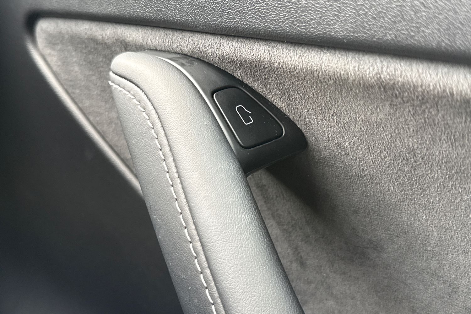 Used Tesla Model Y 2022 for sale - 77302917: Photo 48