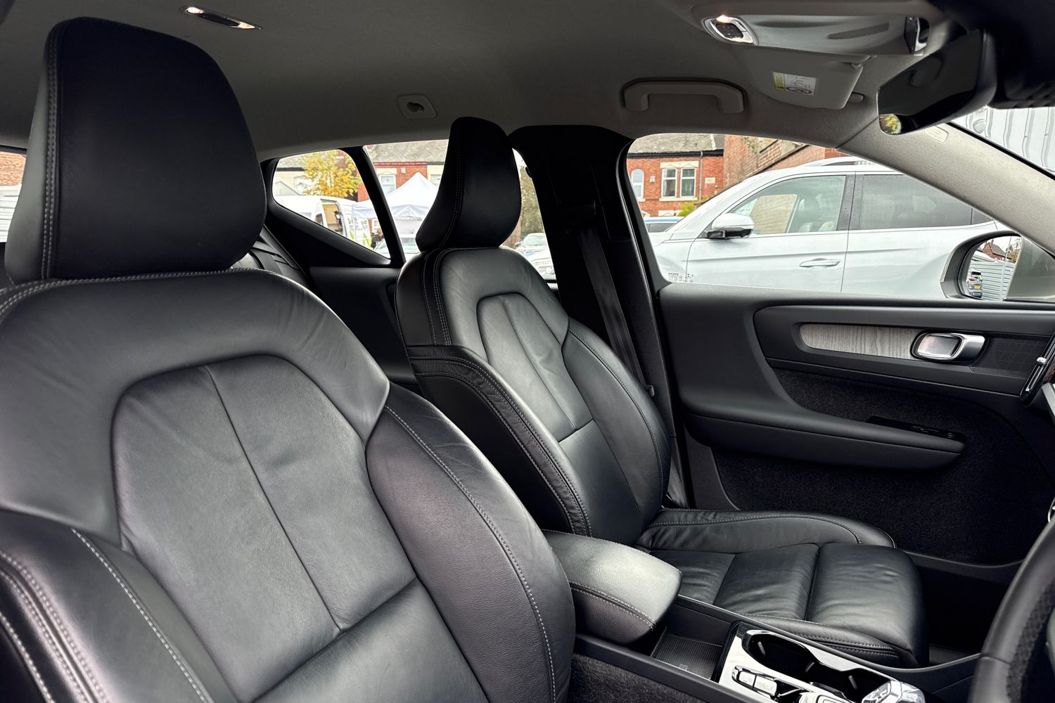Used Volvo XC40 2022 for sale - 76334407: Photo 24