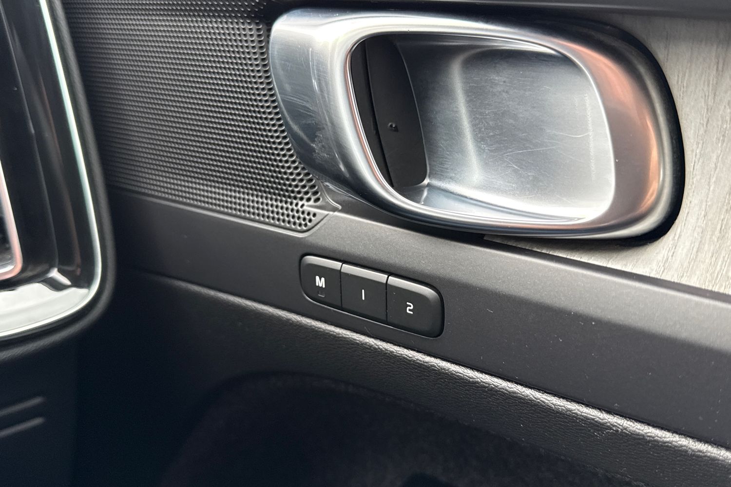 Used Volvo XC40 2022 for sale - 76334407: Photo 41