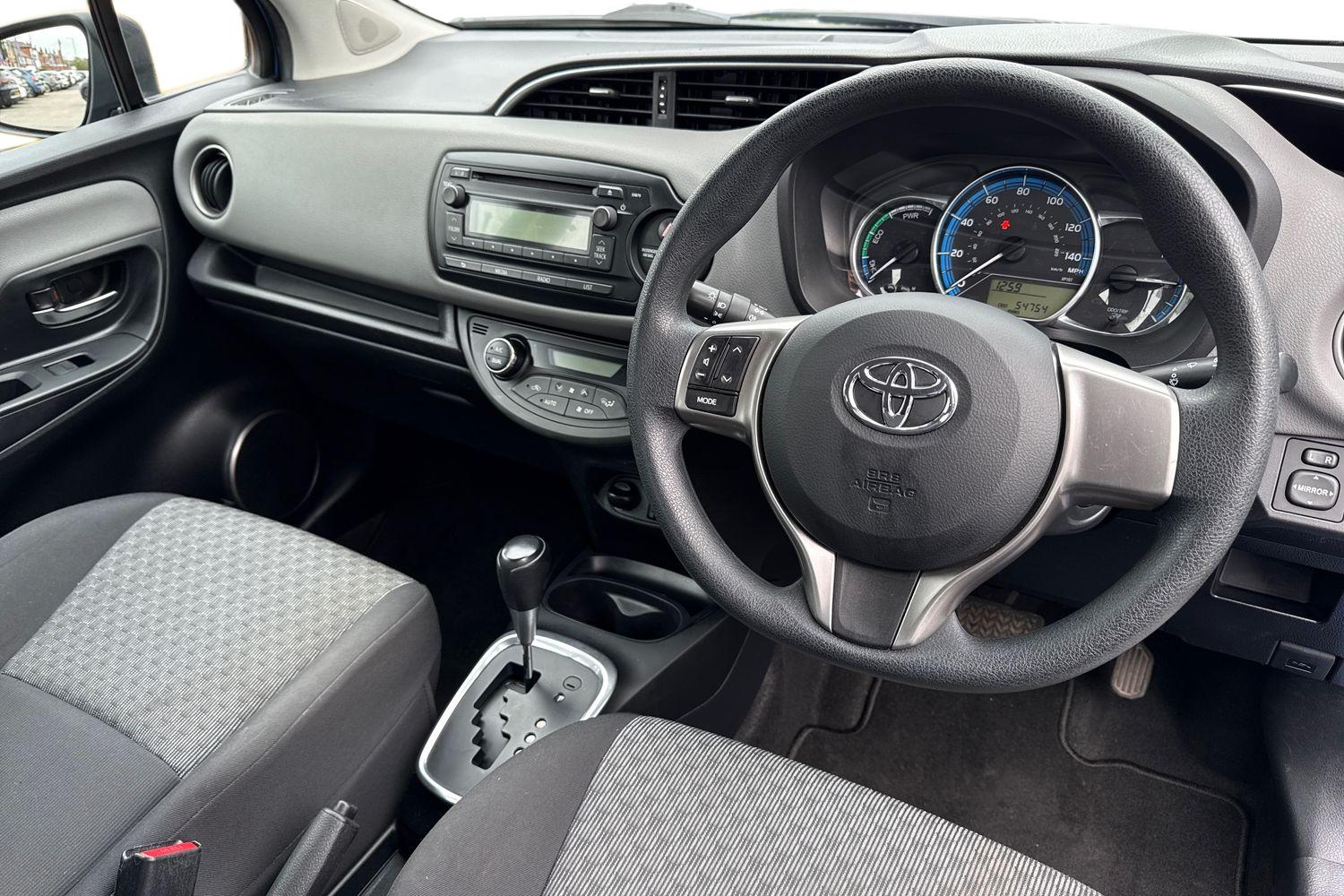 Used Toyota Yaris 2016 for sale - 77996546: Photo 14