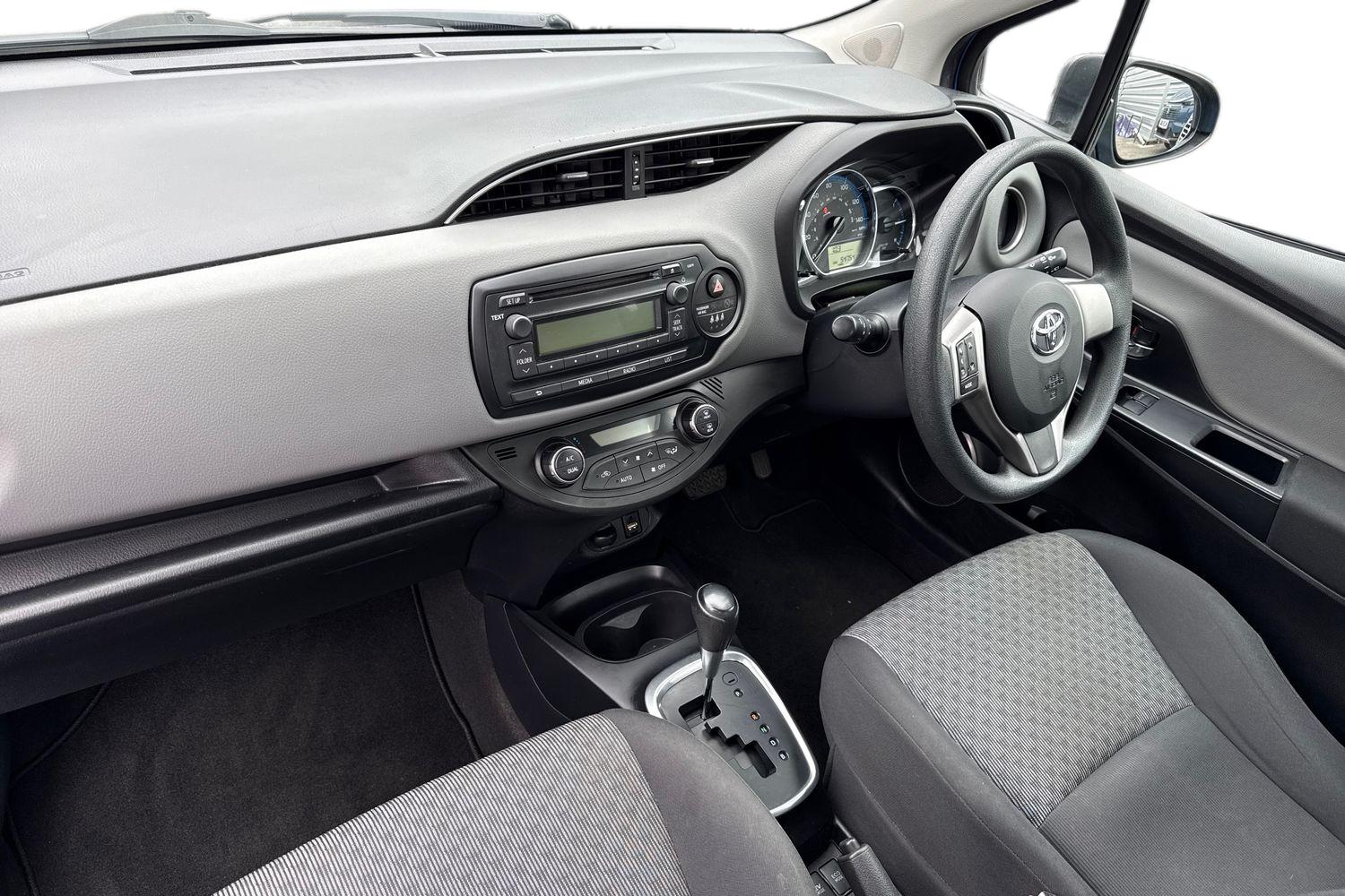 Used Toyota Yaris 2016 for sale - 77996546: Photo 15