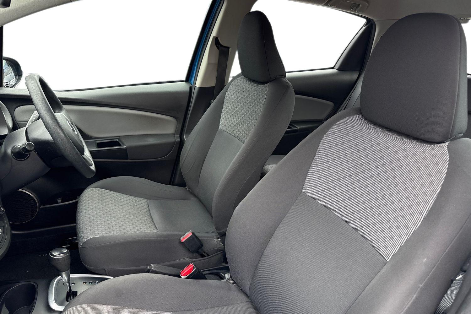 Used Toyota Yaris 2016 for sale - 77996546: Photo 16