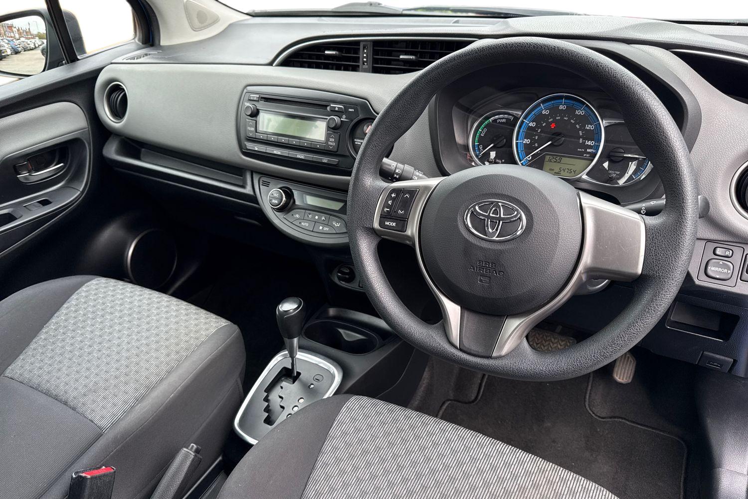 Used Toyota Yaris 2016 for sale - 77996546: Photo 18