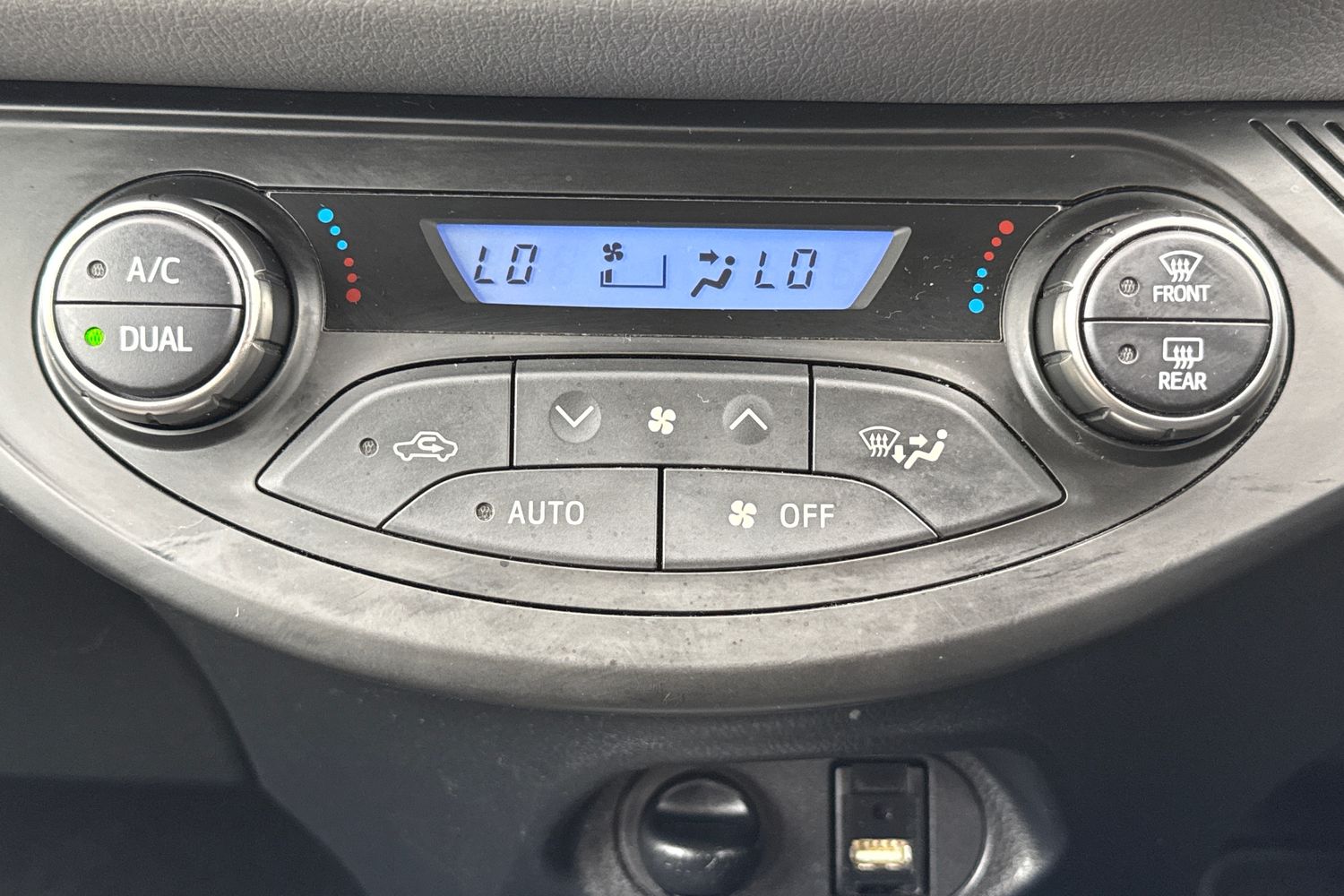 Used Toyota Yaris 2016 for sale - 77996546: Photo 22