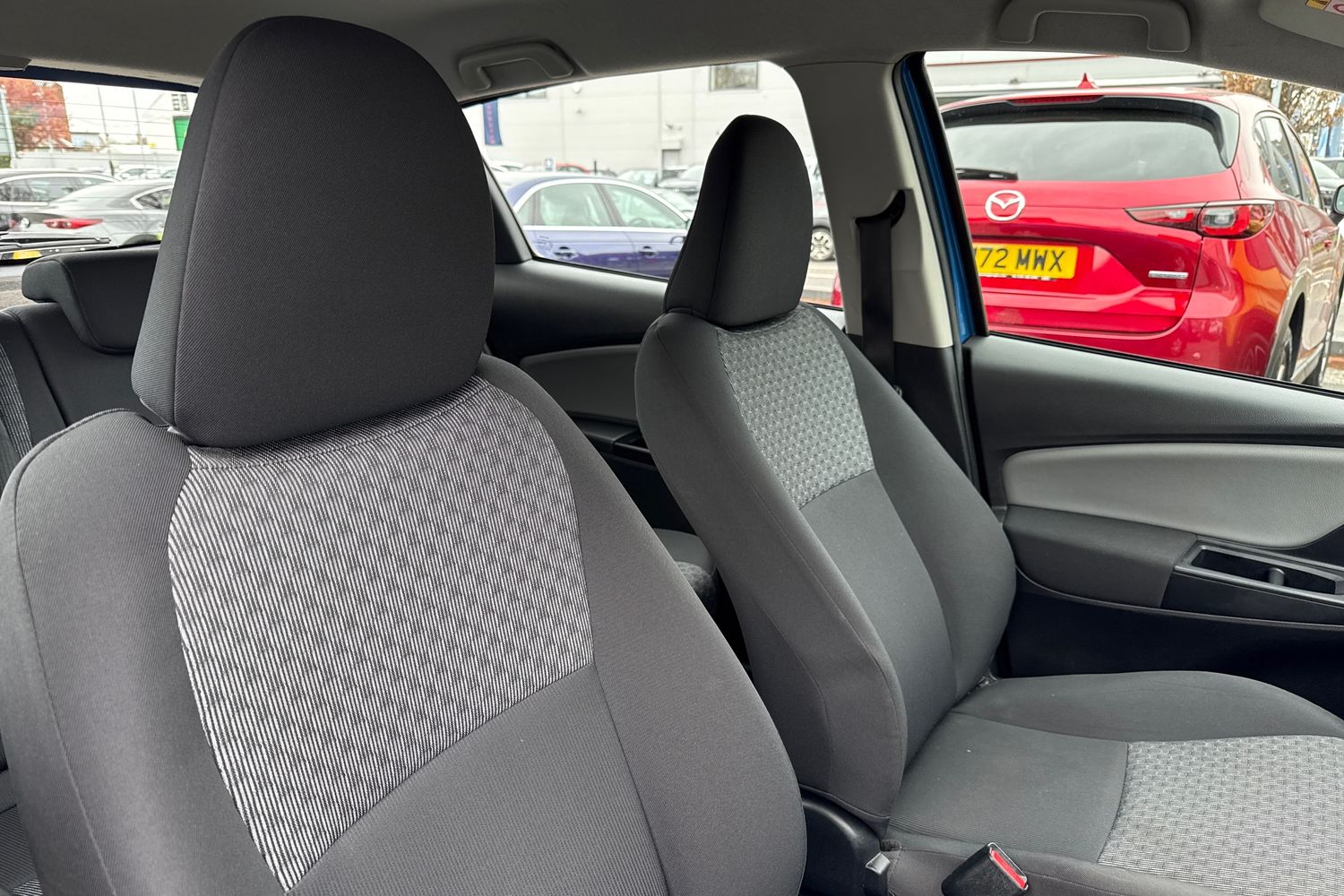 Used Toyota Yaris 2016 for sale - 77996546: Photo 24