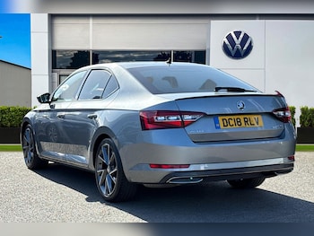 Used Skoda Superb 2018 for sale - 75700969: Photo