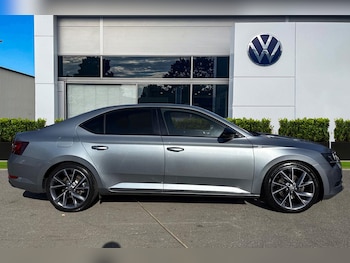 Used Skoda Superb 2018 for sale - 75700969: Photo