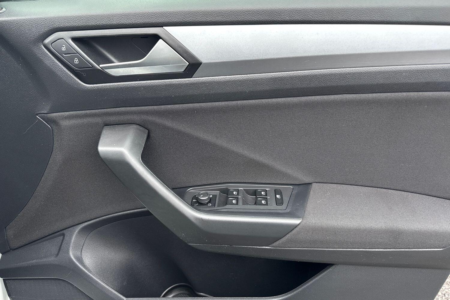 Used Volkswagen T-Roc 2022 for sale - 76782973: Photo 17