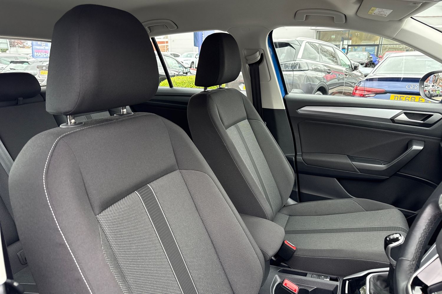 Used Volkswagen T-Roc 2023 for sale - 78189993: Photo 24