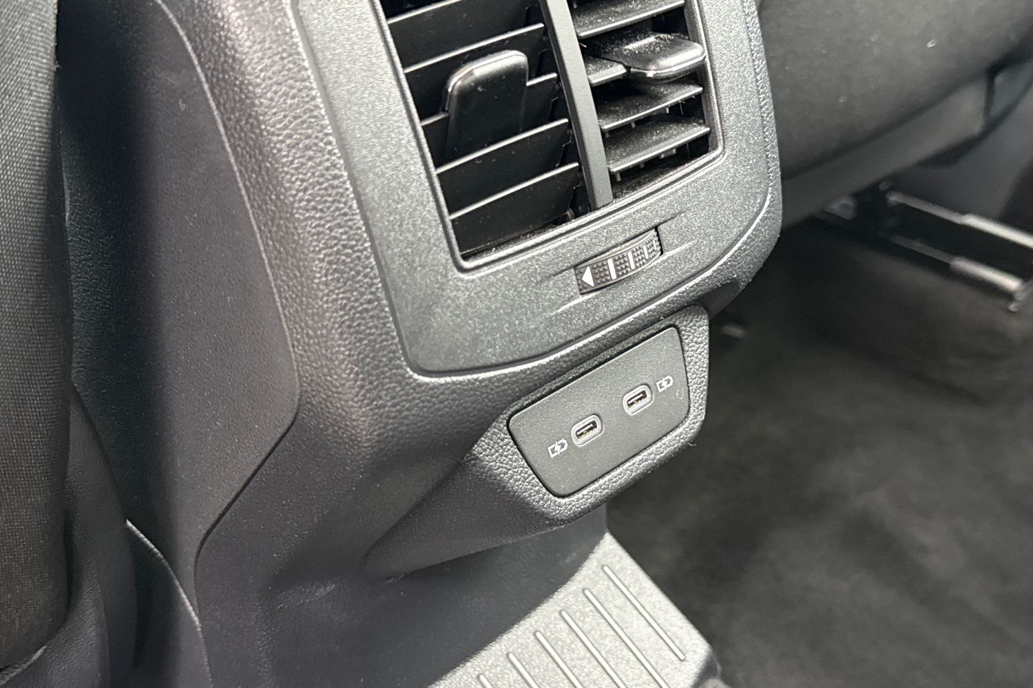 Used Volkswagen T-Roc 2023 for sale - 78189993: Photo 33