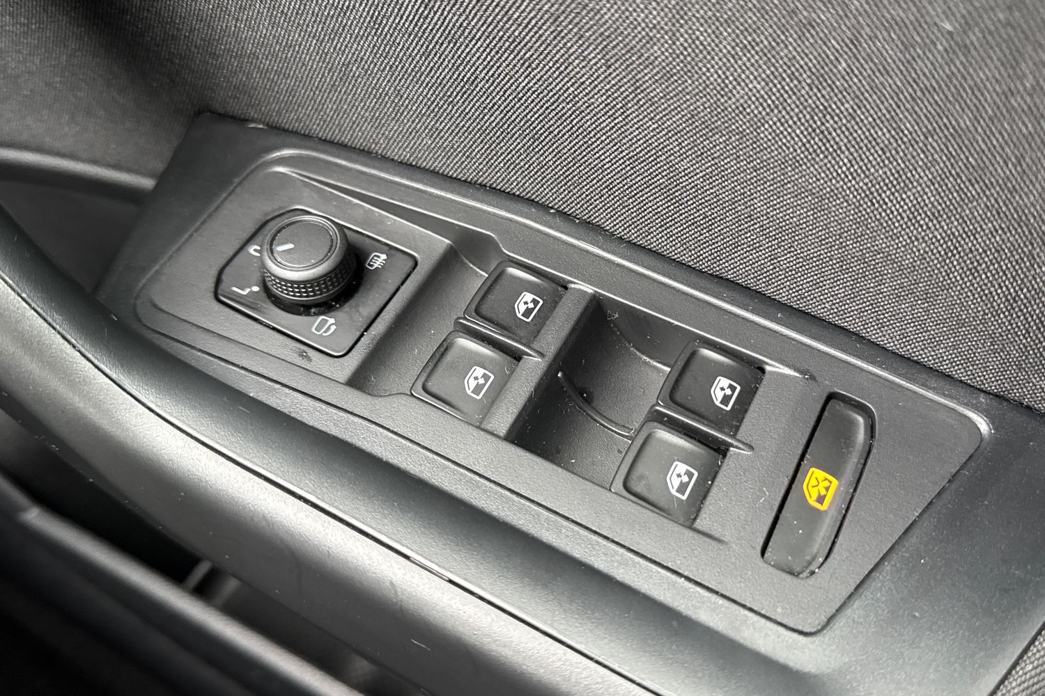 Used Volkswagen T-Roc 2023 for sale - 78189993: Photo 36