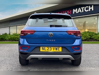 Used Volkswagen T-Roc 2023 for sale - 78189993: Photo