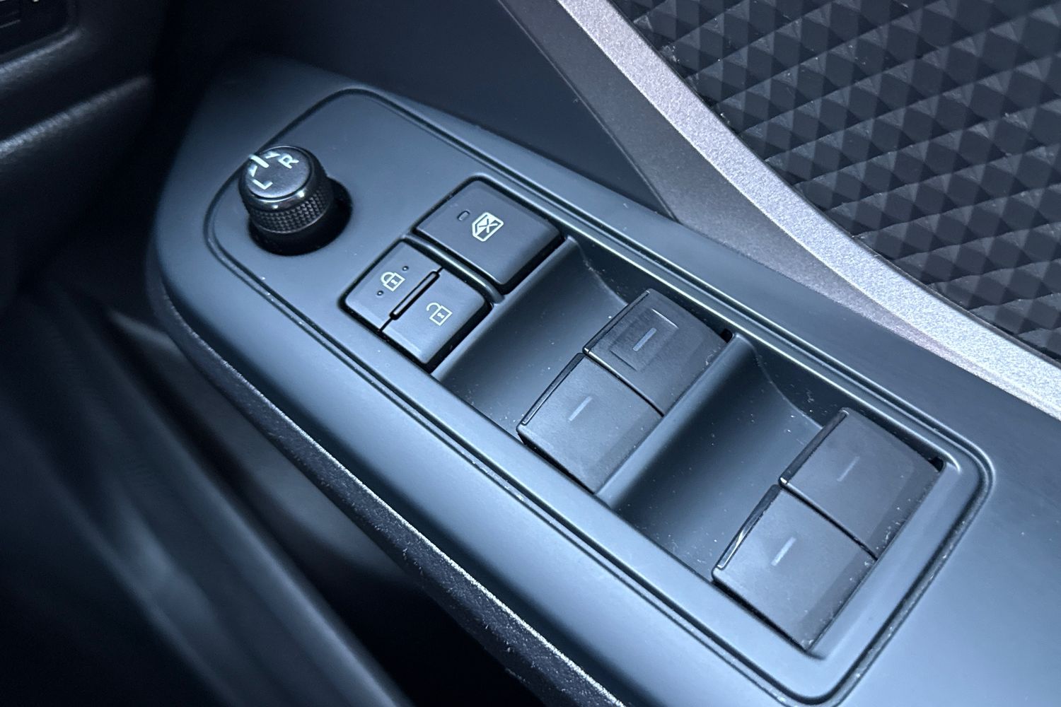 Used Toyota C-HR 2022 for sale - 77135365: Photo 35