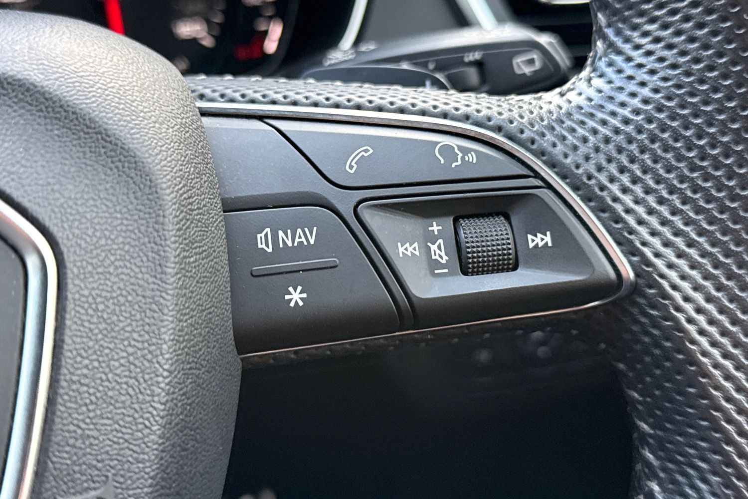 Used Audi Q5 2019 for sale - 76346491: Photo 41