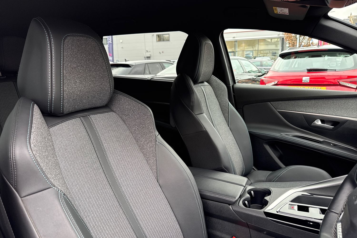 Used Peugeot 5008 2023 for sale - 77494110: Photo 24