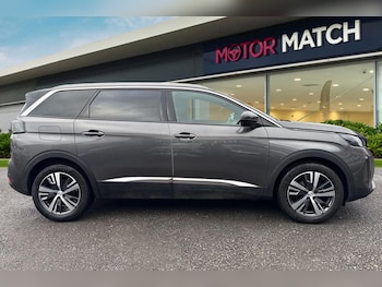 Used Peugeot 5008 2023 for sale - 77494110: Photo