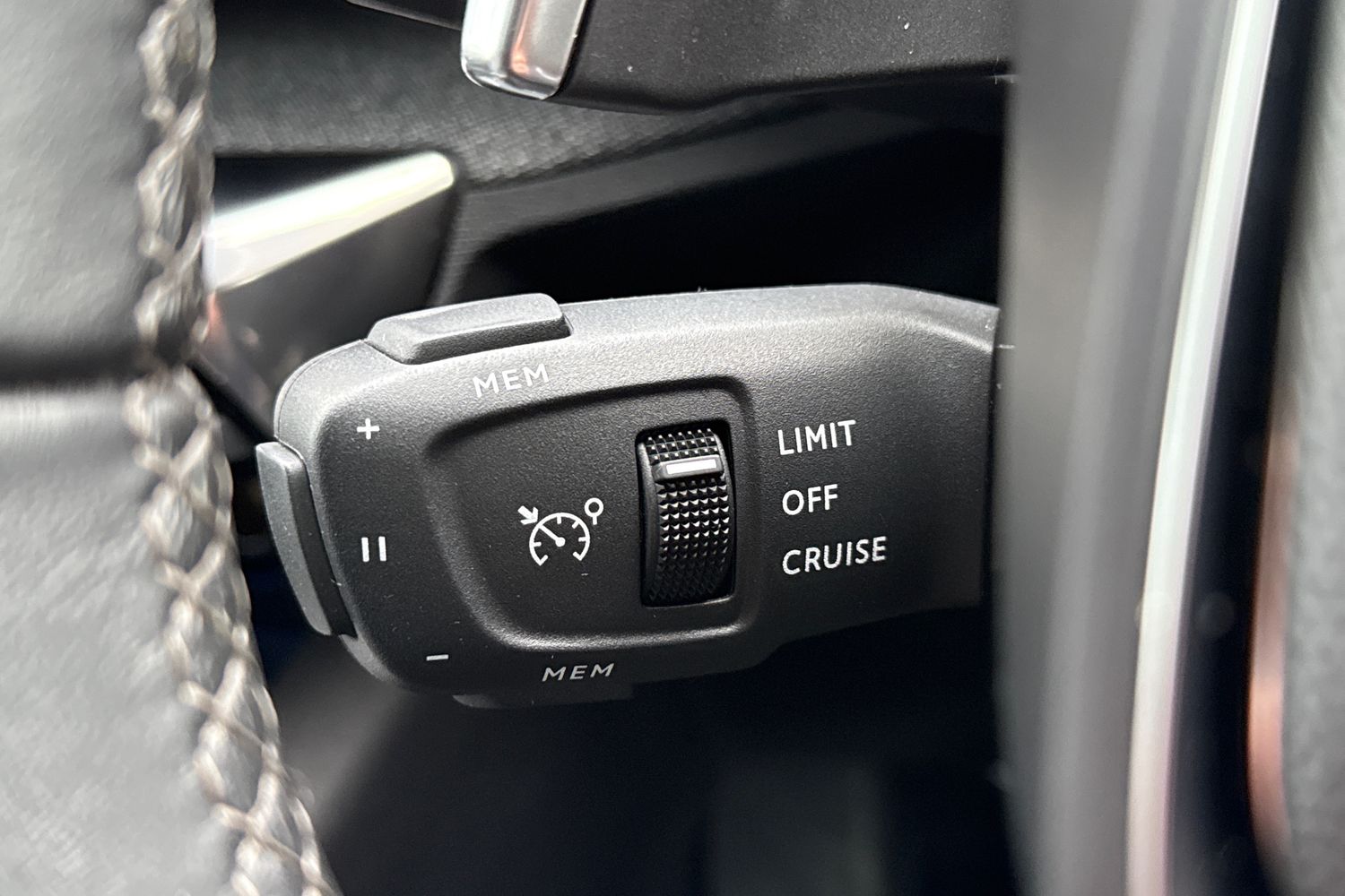 Used Peugeot 5008 2023 for sale - 77494110: Photo 46