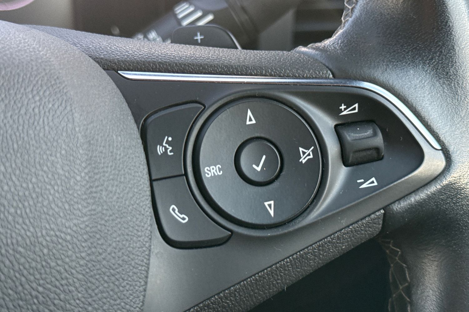 Used Vauxhall Mokka 2022 for sale - 76662259: Photo 31