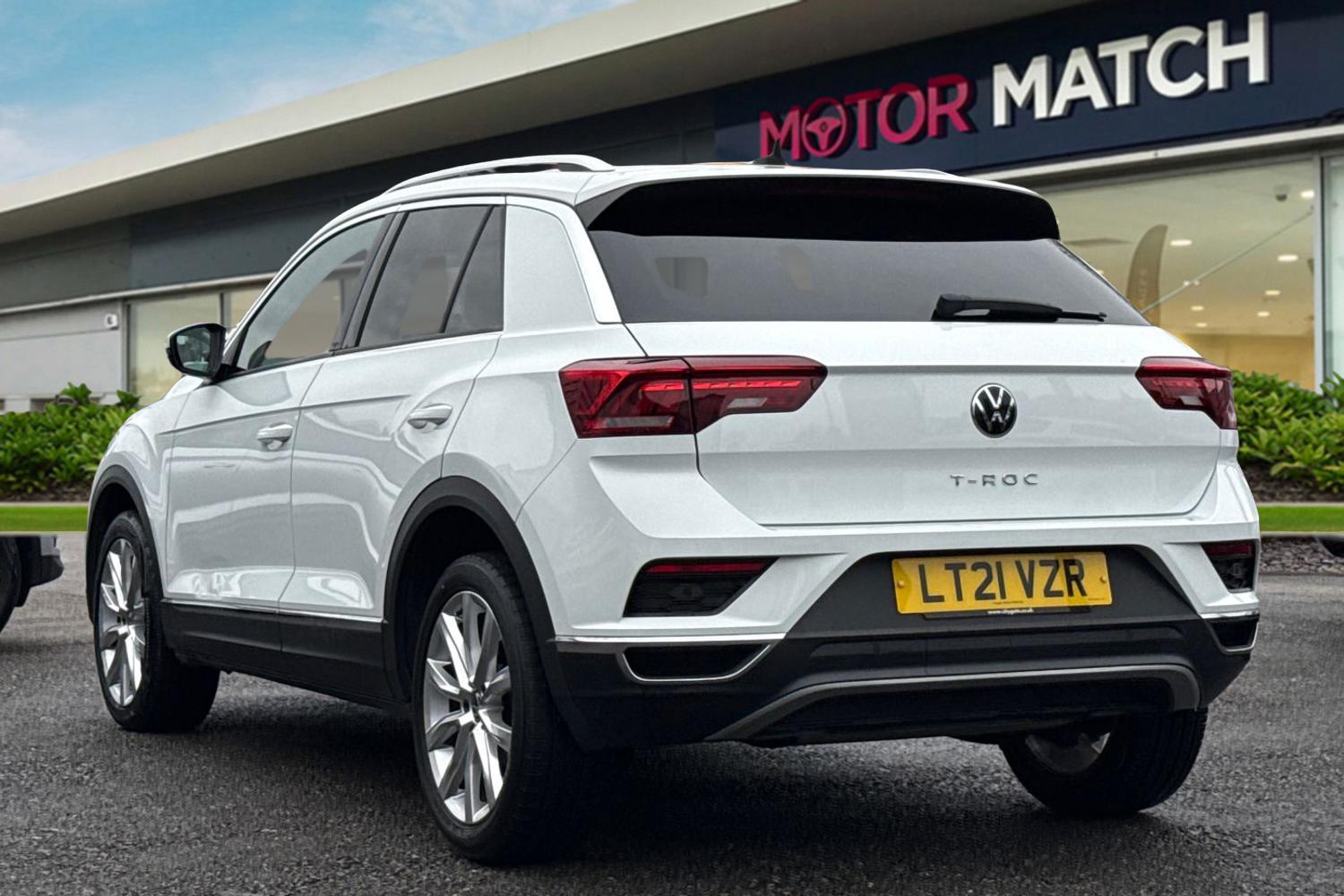 Used Volkswagen T-Roc 2021 for sale - 77779678: Photo 2