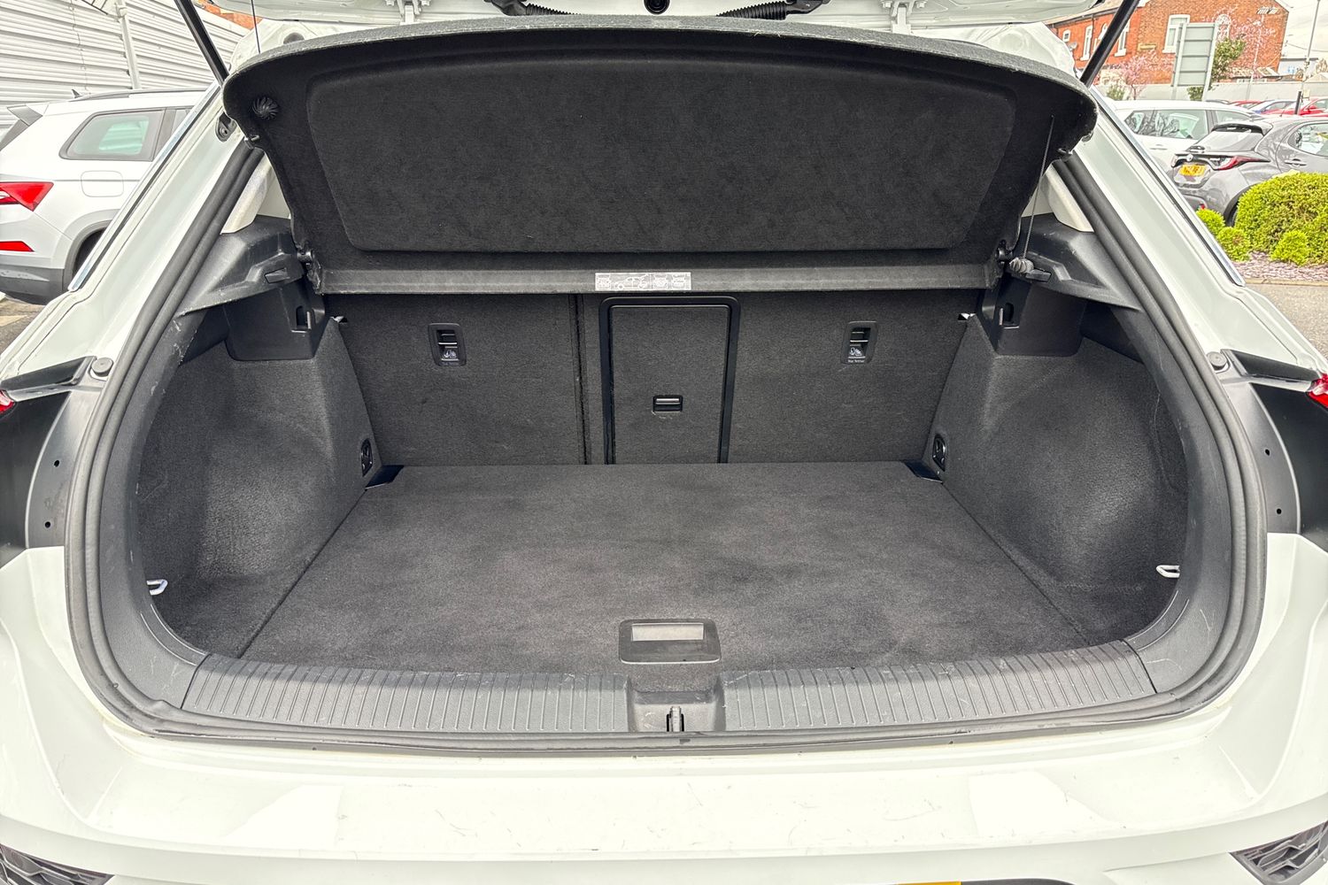 Used Volkswagen T-Roc 2021 for sale - 77779678: Photo 7