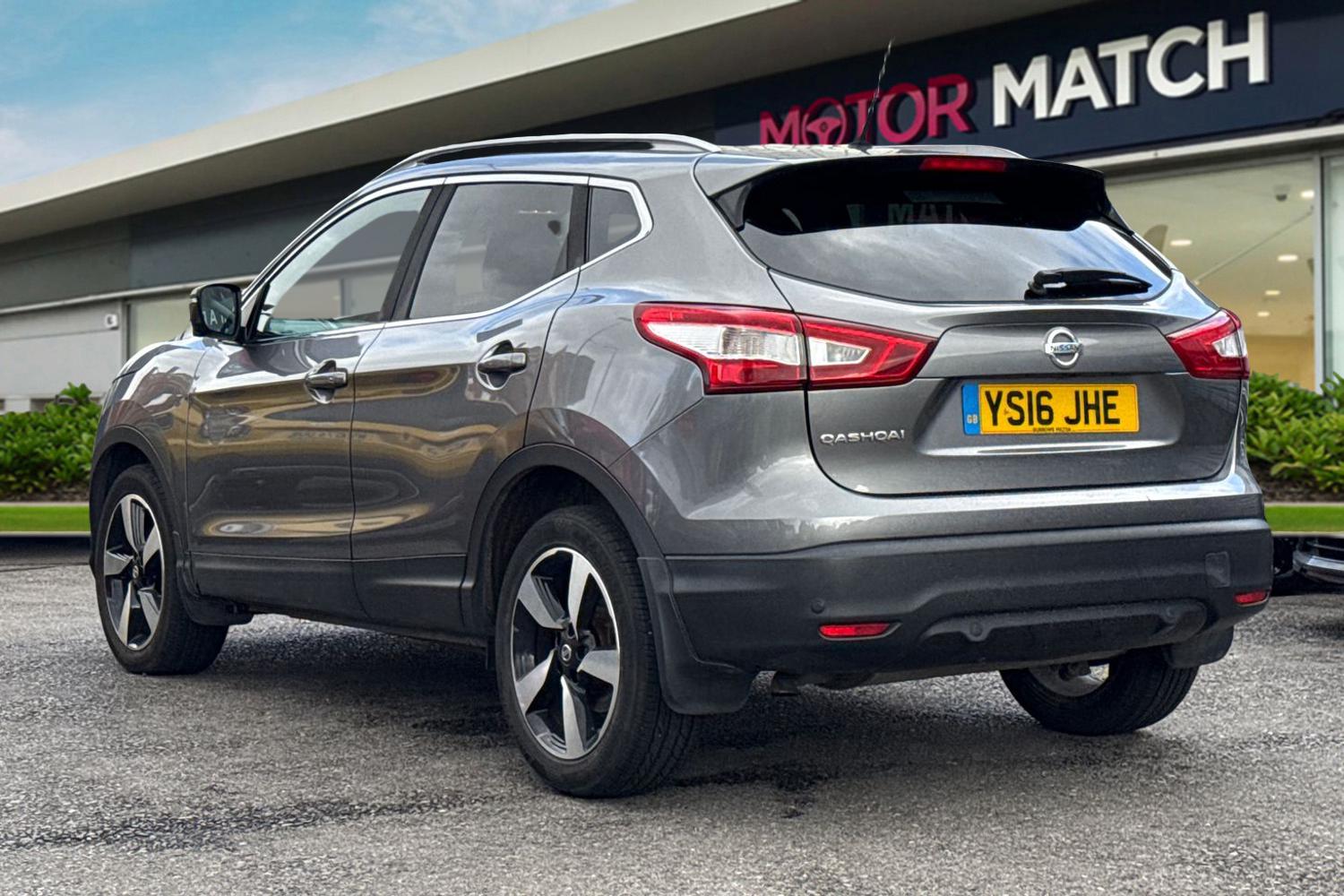 Used Nissan Qashqai 2016 for sale - 78069990: Photo 2