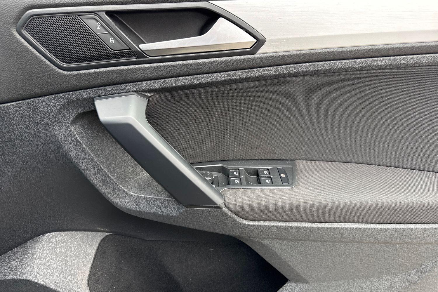 Used Volkswagen Tiguan 2018 for sale - 77631431: Photo 18