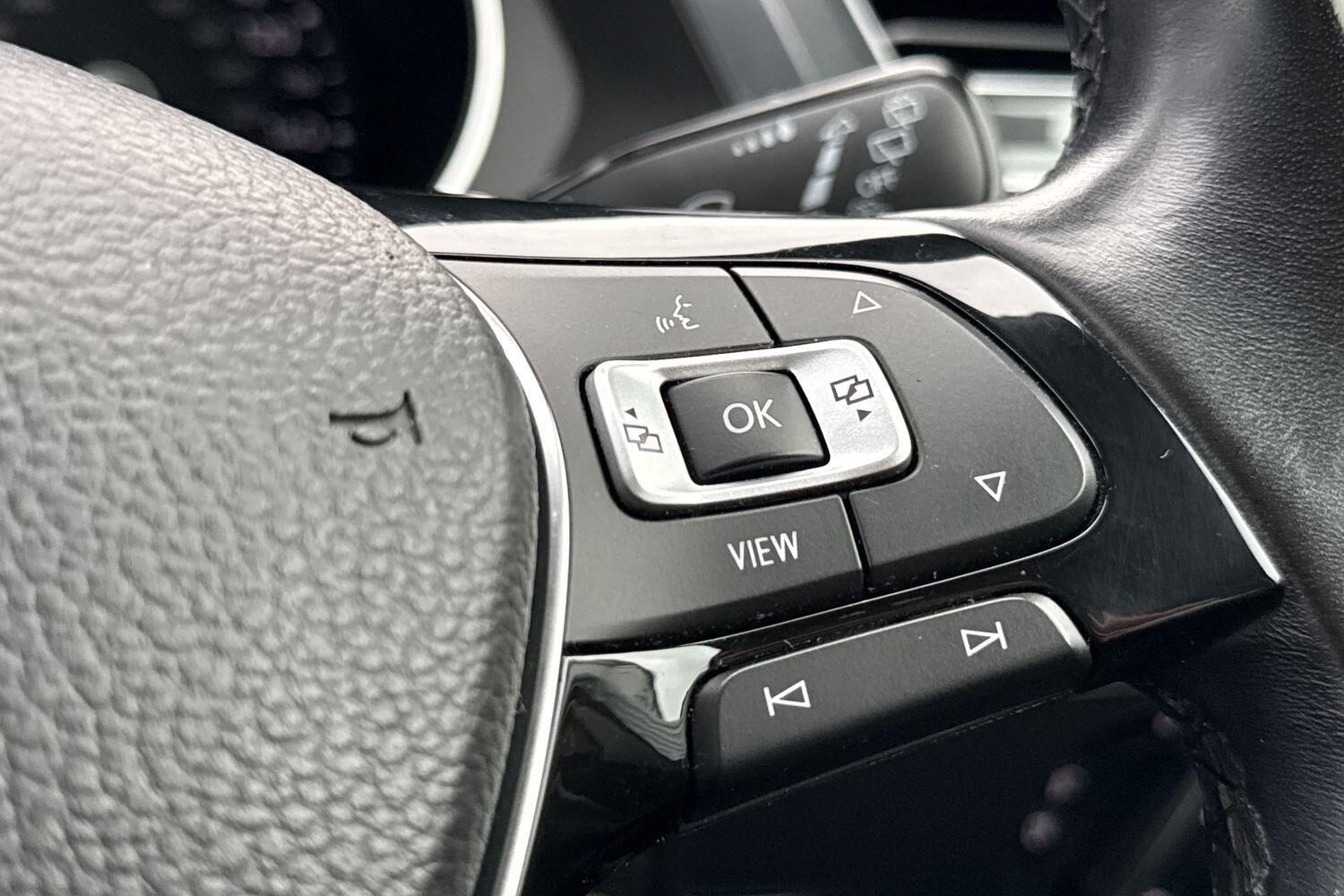 Used Volkswagen Tiguan 2018 for sale - 77631431: Photo 38