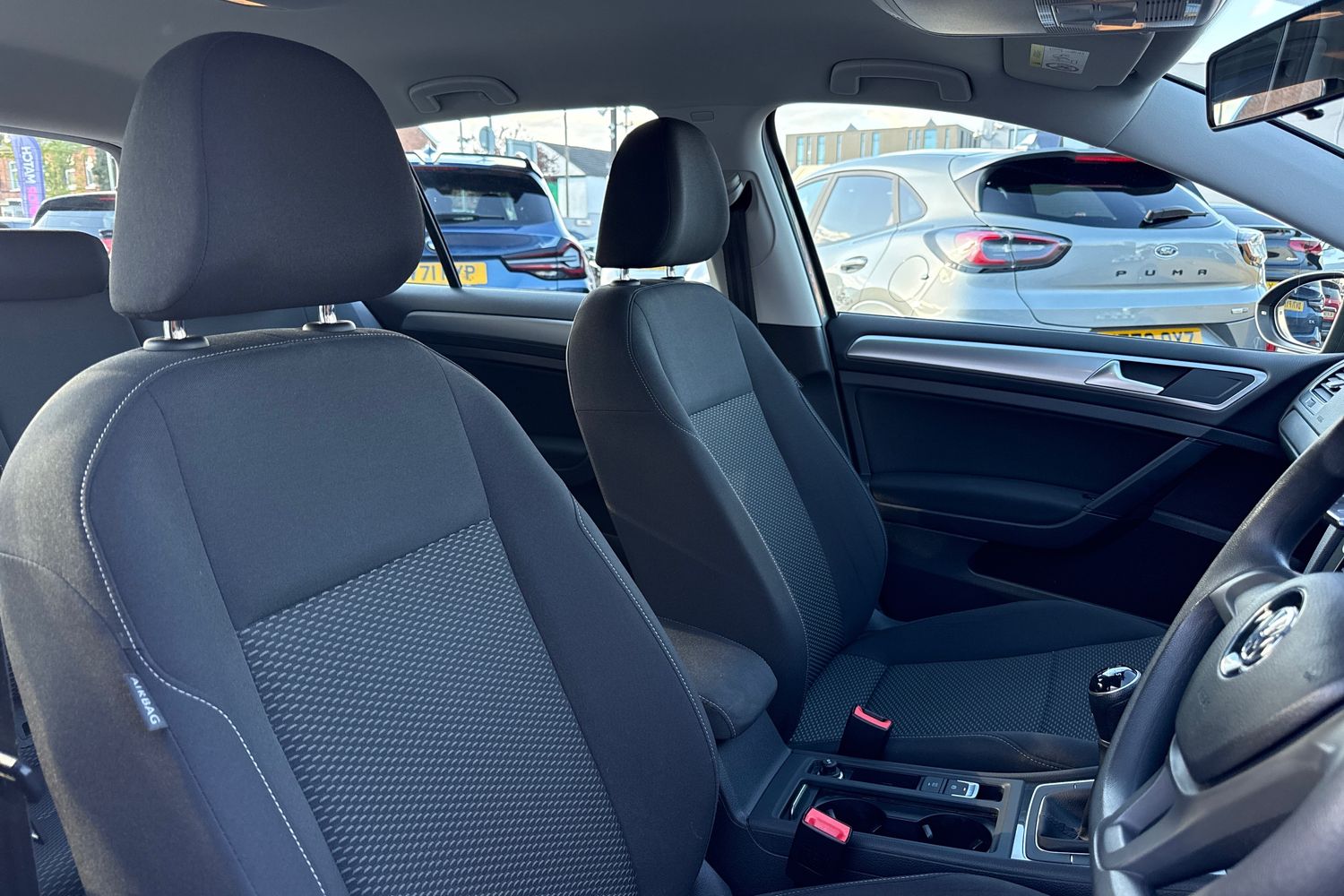 Used Volkswagen Golf 2020 for sale - 76069773: Photo 24