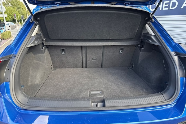 Used Volkswagen T-Roc 2018 for sale - 76047343: Photo 7