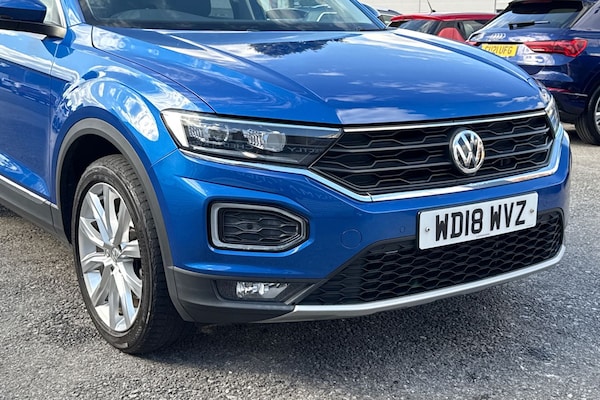 Used Volkswagen T-Roc 2018 for sale - 76047343: Photo 9