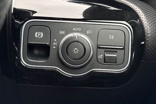 Used Mercedes-Benz A-Class 2020 for sale - 76298671: Photo 35