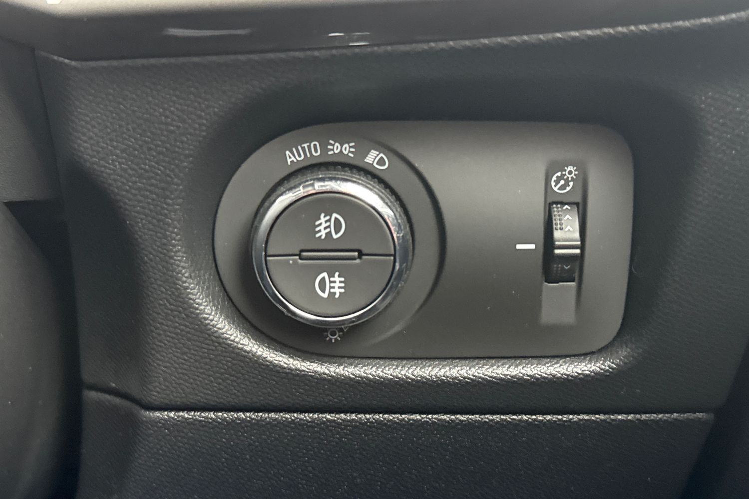 Used Vauxhall Mokka Electric 2023 for sale - 76421382: Photo 37