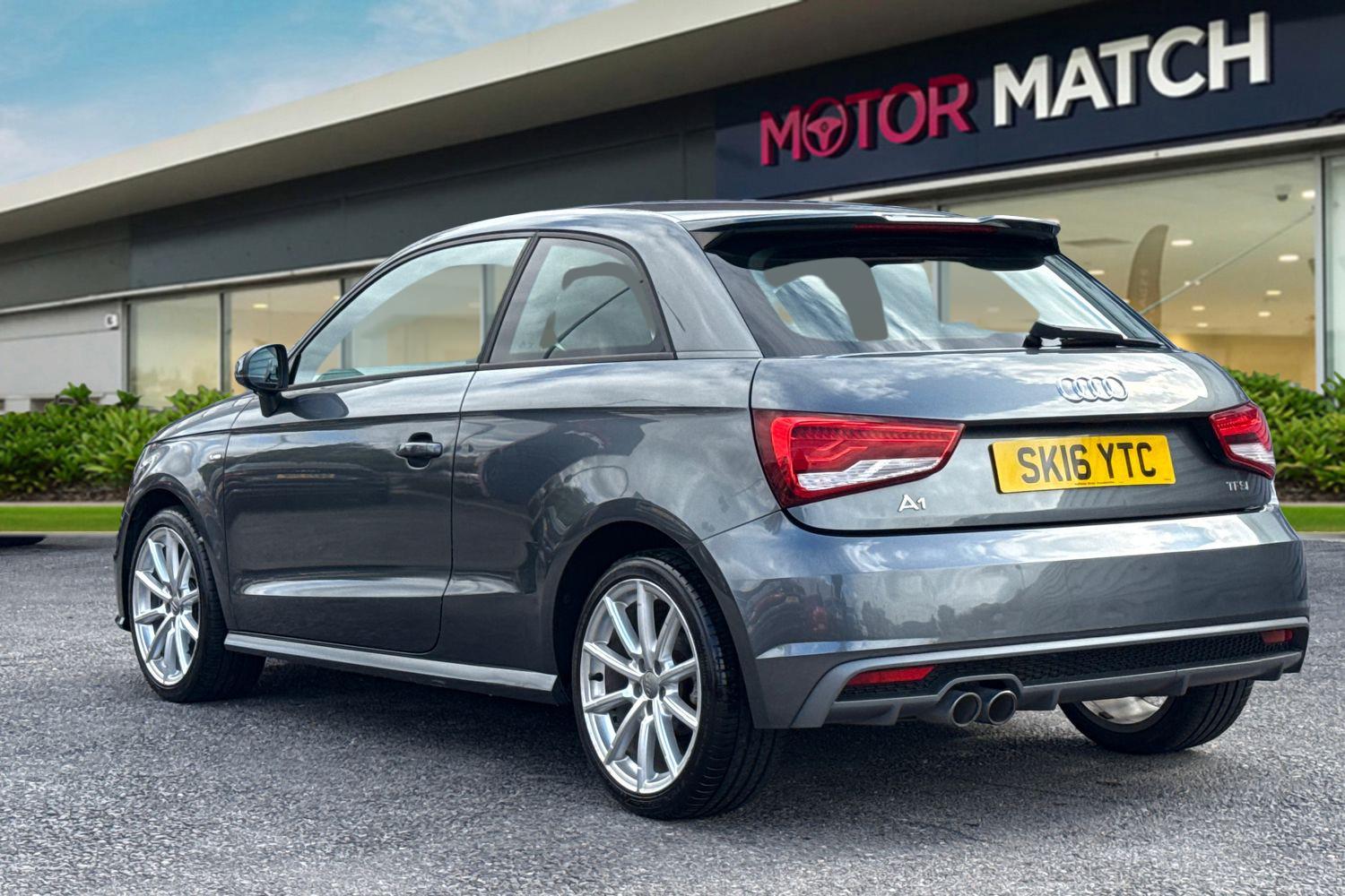 Used Audi A1 2016 for sale - 76119876: Photo 2