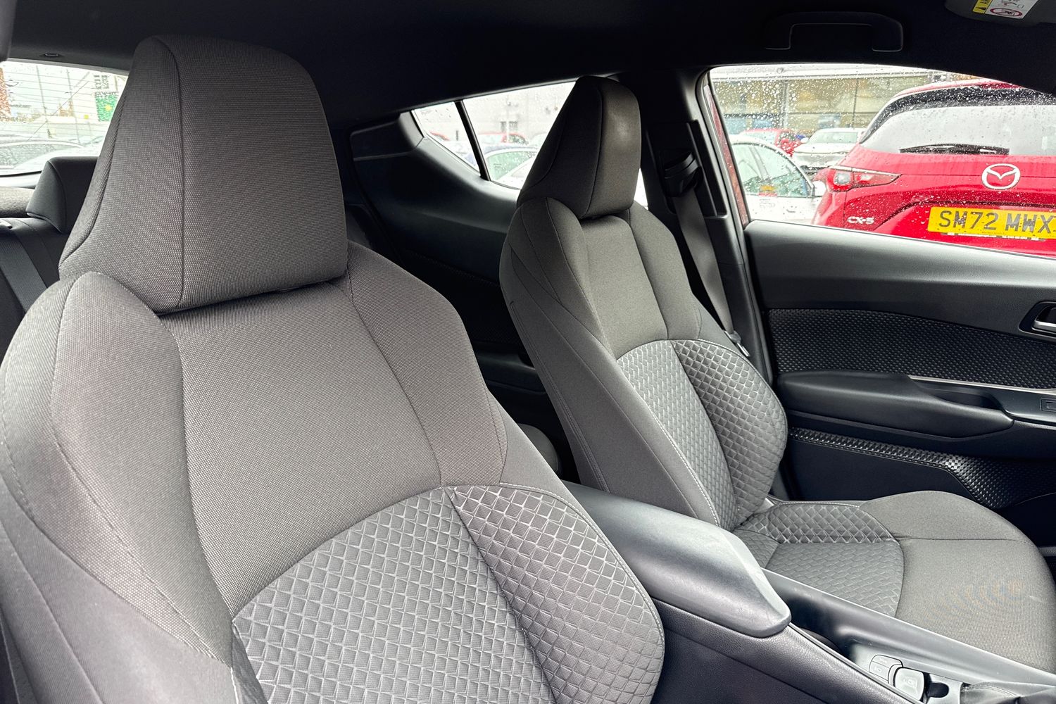 Used Toyota C-HR 2023 for sale - 78084096: Photo 24